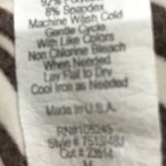 Ladies Beige/Brown Colored Design Blouse Top
Sz Medium 8 - 10 - Picture 5 of 5